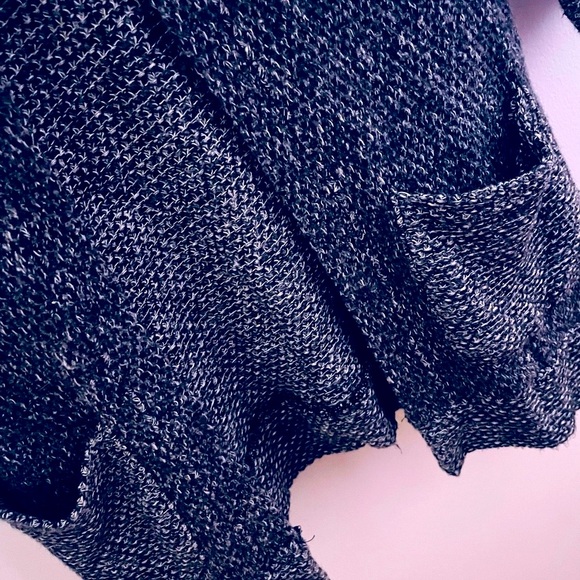 Cozy Knit Women's Open Knit Cardigan Sweater - Charcoal LIKE NEW - Picture 4 of 12